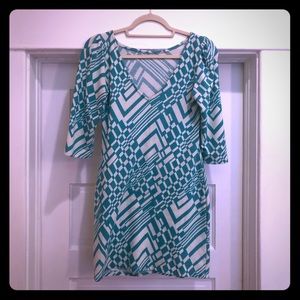 Mod mini — sexy and comfy! Vintage aesthetic. ✨